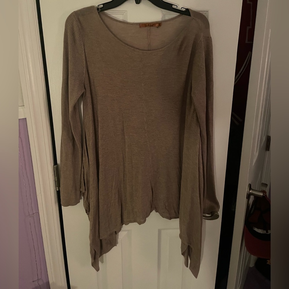 Light Weight Brown Flowy Sweater